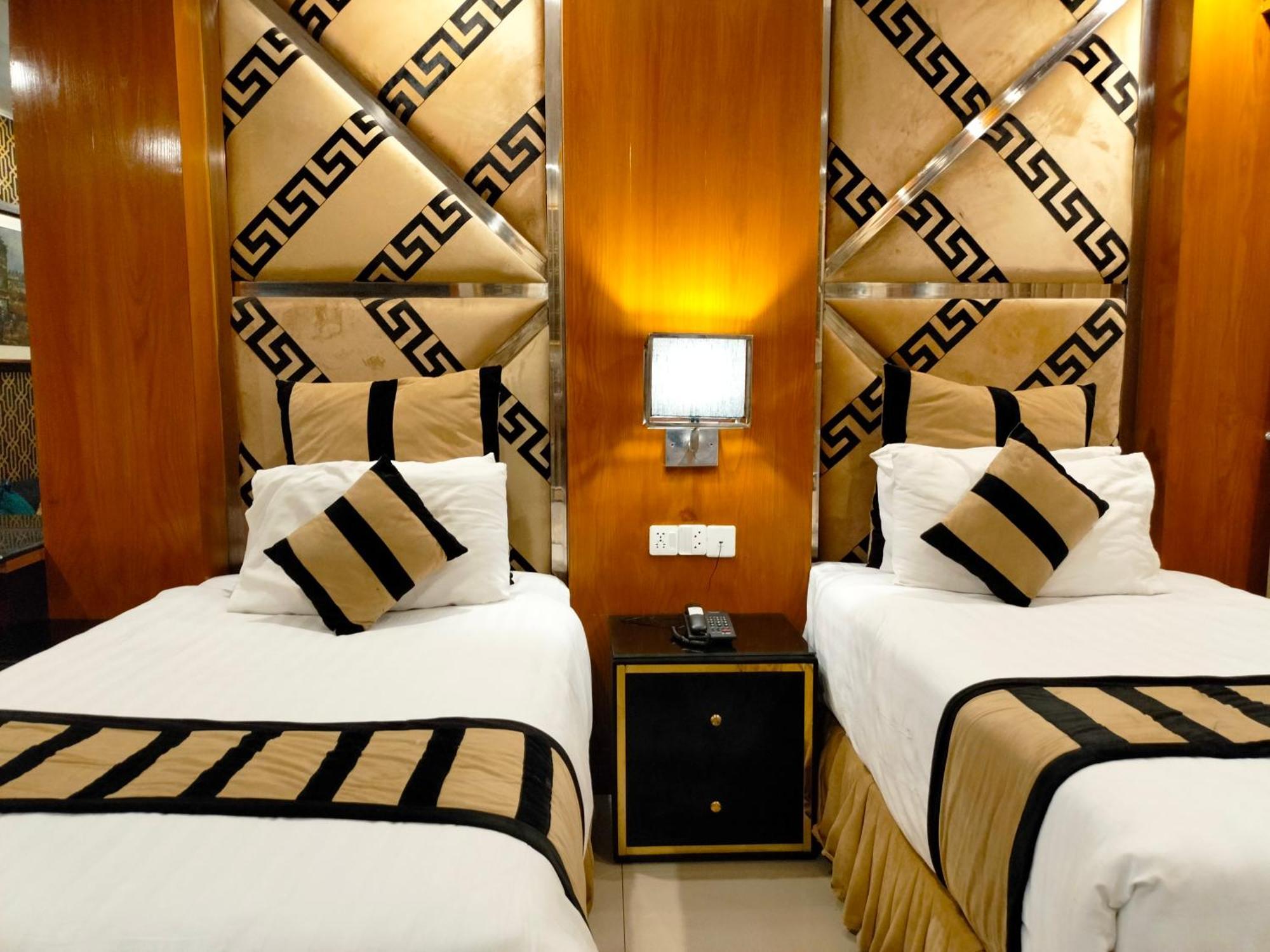 Hilton Suites Lahore Exteriér fotografie